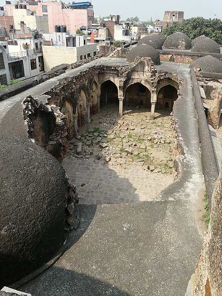 File:West pavilion roof broken.jpg