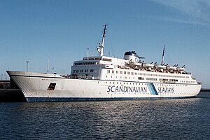 وینستون چرچیل ferry.jpg