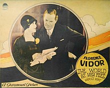 Welt zu ihren Füßen Lobby card.jpg