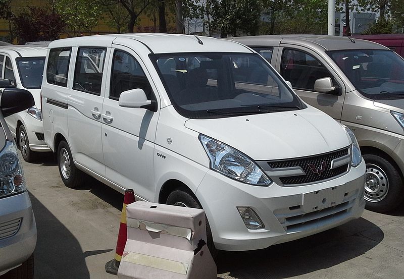 File:Wuling Hongguang V China 2015-04-21.jpg