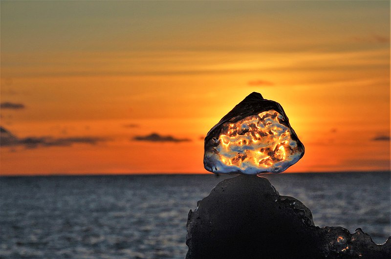 File:"Ice - Diamond" - Flickr - irio.jyske.jpg