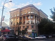 Жилой дом на ул. Короленко, 2б в Днепропетровске 01.jpg