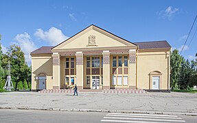 House of culture in the village of Mankivka - Central entrance - facade