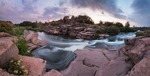 «Панорама Токівського водоспаду». Кам'янський прибережно-річковий комплекс, Дніпропетровська область. ©Сергій Рижков