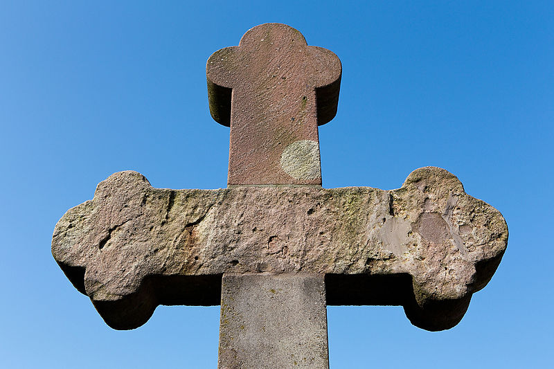 File:2014-Kaiseraugst-Wegkreuz-Kirchgasse.jpg