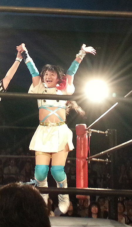 20140707 Ai Shimizu at Shinjuku FACE.jpg