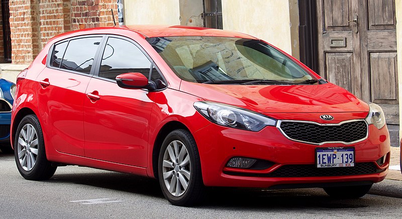 File:2015 Kia Cerato (YD MY16) Si hatchback (2018-10-19) 01.jpg