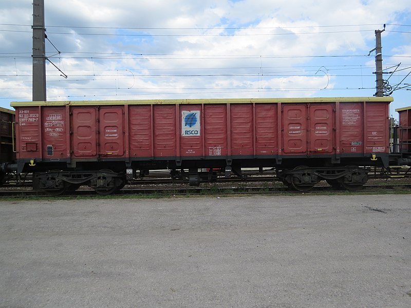 File:2018-06-19 (150) 33 53 5301 762-7 at Bahnhof Herzogenburg.jpg