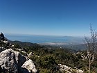 山中のアルテミジア（メッセニア県）から見たカラマタ