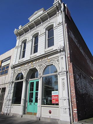 <span class="mw-page-title-main">Fechheimer & White Building</span> Building in Portland, Oregon, U.S.