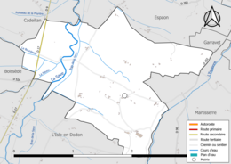 Carte en couleur présentant le réseau hydrographique de la commune