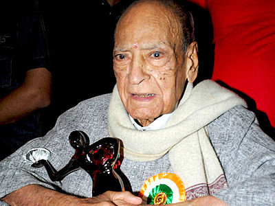 A.K. Hangal Net Worth, Biography, Age and more