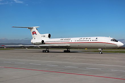 Tu-154B-2 spoločnosti Air Koryo na letisku vo Vladivostoku