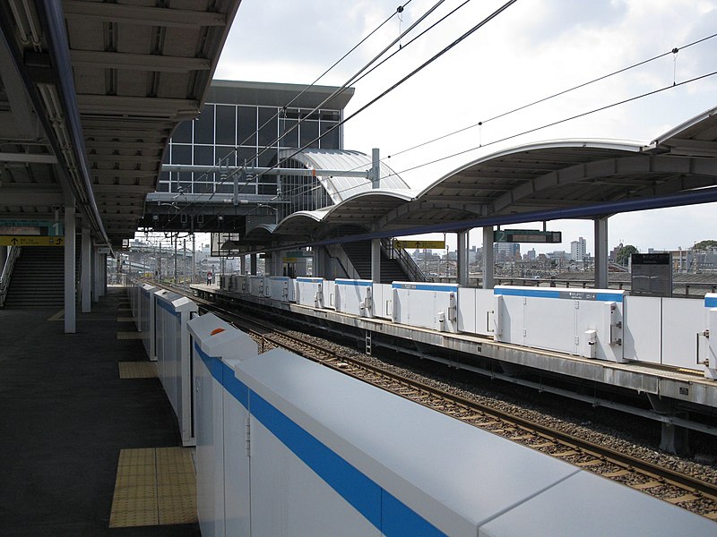 File:Aonami-line-AN02-Sasashima-raibu-station-platform-20100317.jpg