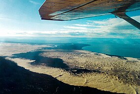 Foto dari Athabasca Pasir, yang paling utara kawasan gumuk di dunia