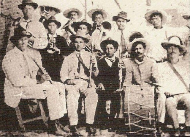 An early 20th century banda