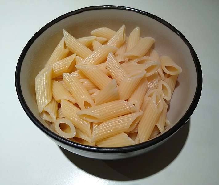 File:Barilla penne 2.jpg