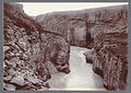 Gljúfur neðan við Gullfoss árið 1900.