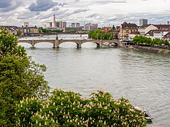 Basel Mittlere Brücke-20120505-RM-145806.jpg