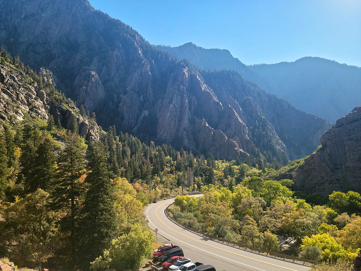 Canyon Road - Wikipedia