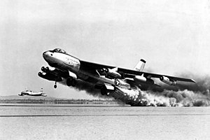 Boeing B-47E-65-BW (S/N 51-5257) Bir test sırasında iken