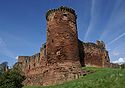 Bothwell Castle 20080505 - sudorienta toŭer.jpg