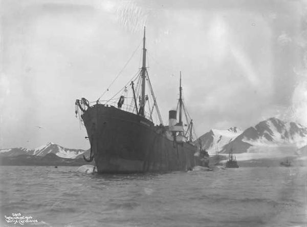 A 1906 photograph of the Norwegian whaling factory ship Bucentaur in Bellsund, Spitsbergen