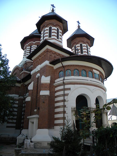 File:Bucuresti, Romania, Biserica Sfantul Visarion Vechi, B-II-m-B-19880 (in ansamblu).JPG