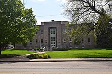 Bureau County Courthouse, Illinois.jpg