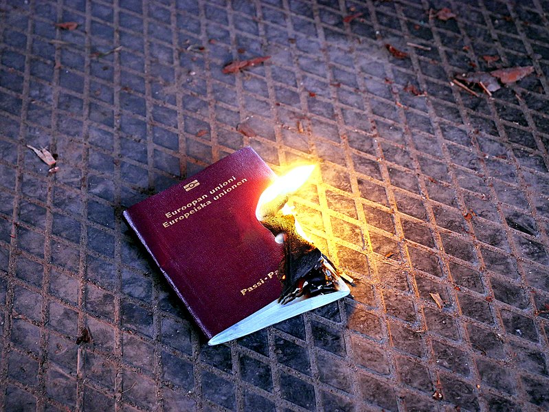 File:Burning EU passport 20180318.jpg