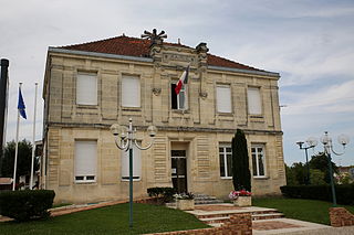 <span class="mw-page-title-main">Camblanes-et-Meynac</span> Commune in Nouvelle-Aquitaine, France