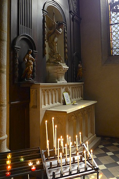 File:Chapelle archange michel grand église saint etienne.jpg