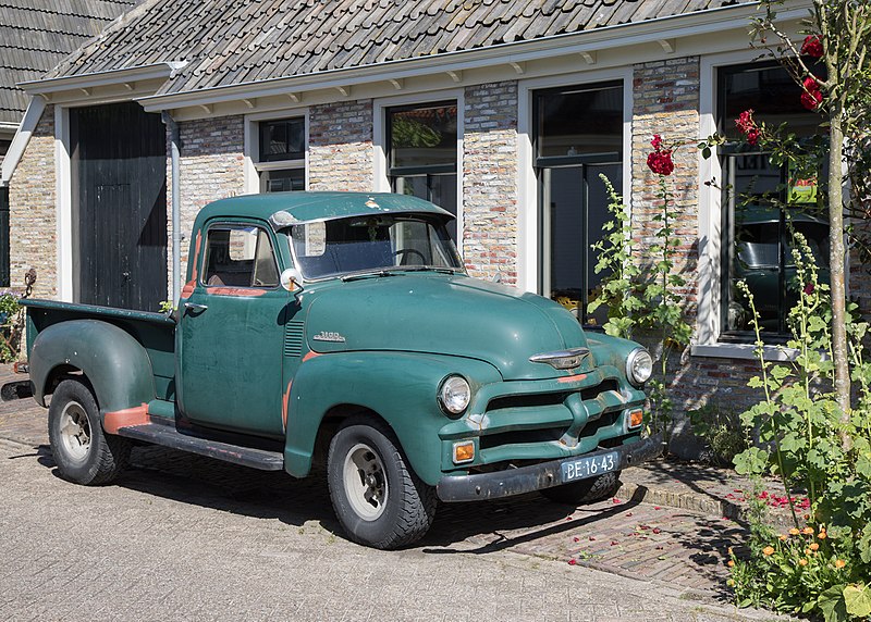 File:Chevrolet 3100 Advanced Design auf Texel NL.jpg