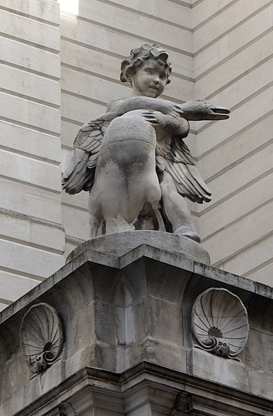 File:Child and Bird Sculpture on 27 Poultry, City of London.jpg