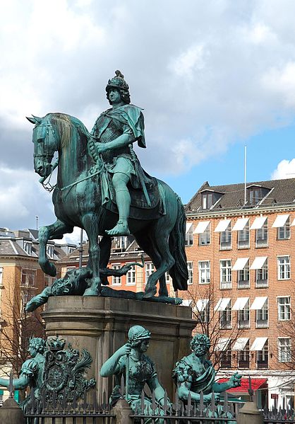 File:Christian V på Kongens Nytorv.jpg