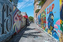 Alley view of Clarion Alley (2017) Clarion Alley murals.jpg