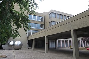 Collège Voltaire