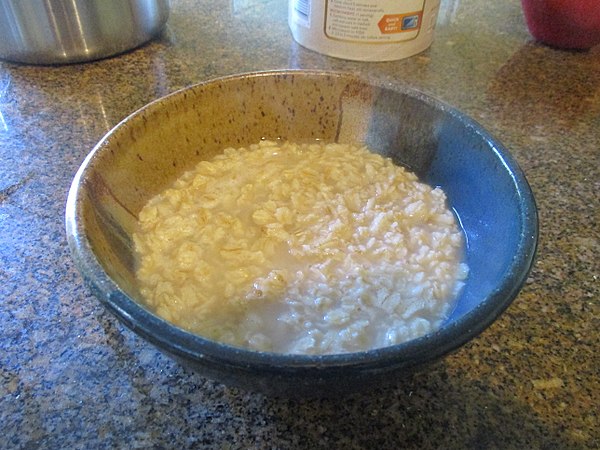 Cooked oatmeal in a bowl