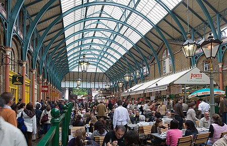 Fail:Covent_Garden_Interior_May_2006.jpg