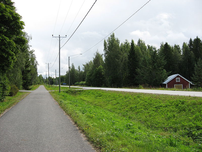 File:Cykelväg och Alskatvägen i Grönvik.JPG