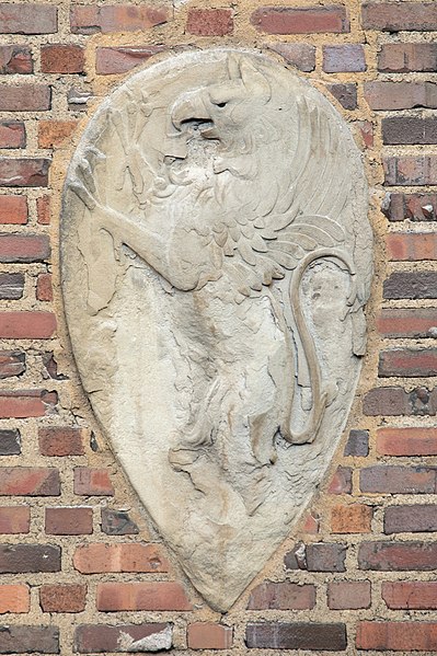 File:Donatello, Coat of Arms of the Martelli Family, mid-15th ct, Detroit Institute of Arts.jpg