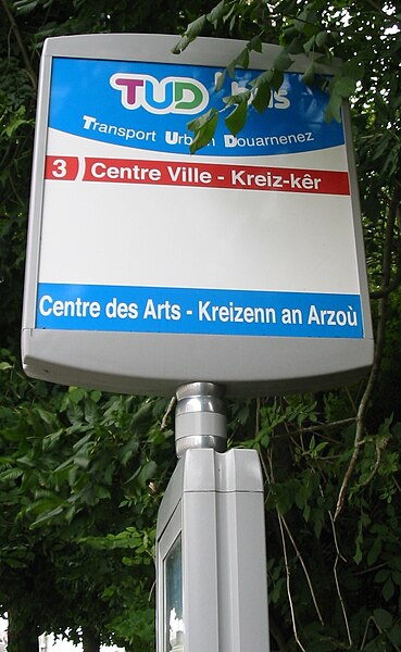 File:Douarnenez bus stop sign.jpg