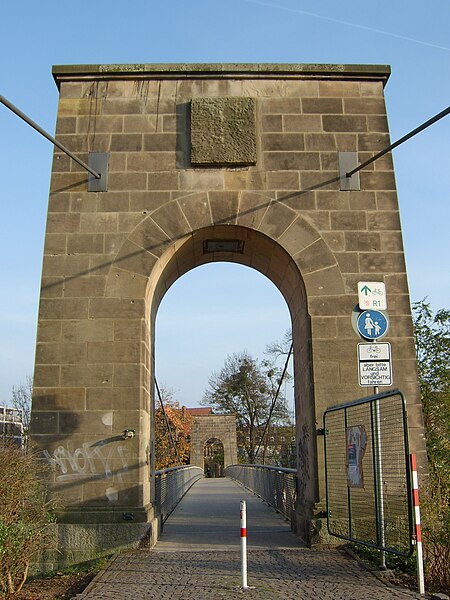 File:Drahtbrueckekasselb.jpg