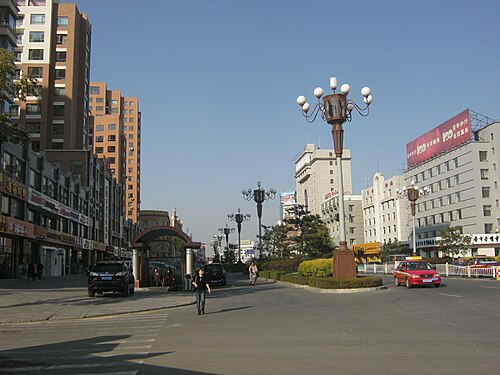 Дуньхуа. Город и Дунхуа. Jilin Китай. Дунхуа город Китай.