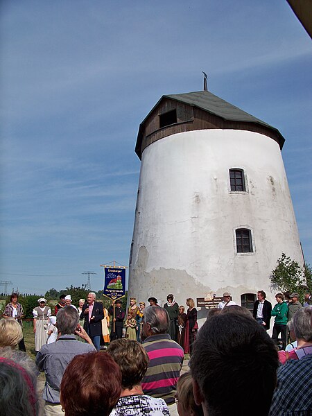 File:Eilenburg 1050-Jahrfeier Eroeffnung Muehlentag Landrat Michael Czupalla2.jpg