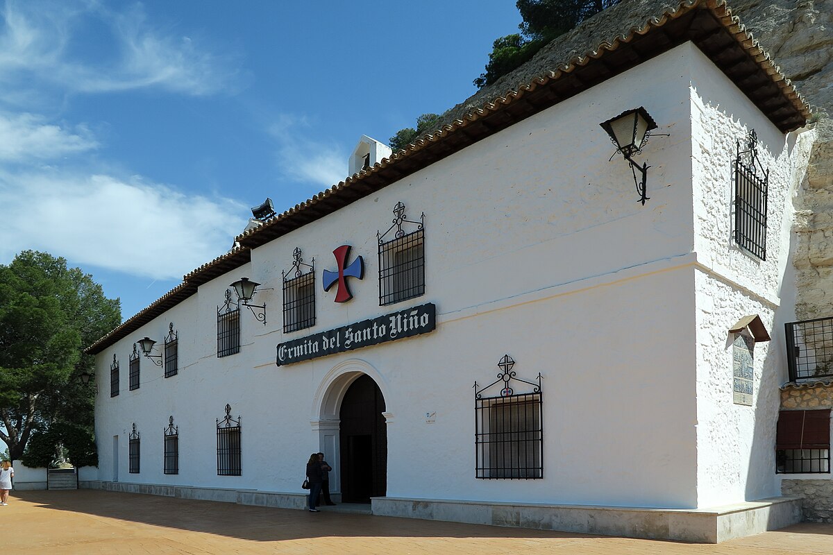 Ermita del Santo Niño de La Guardia, fachada.jpg