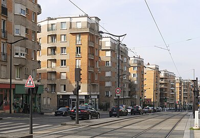 Le boulevard d'Indochine vu depuis l'avenue de la Porte Brunet.