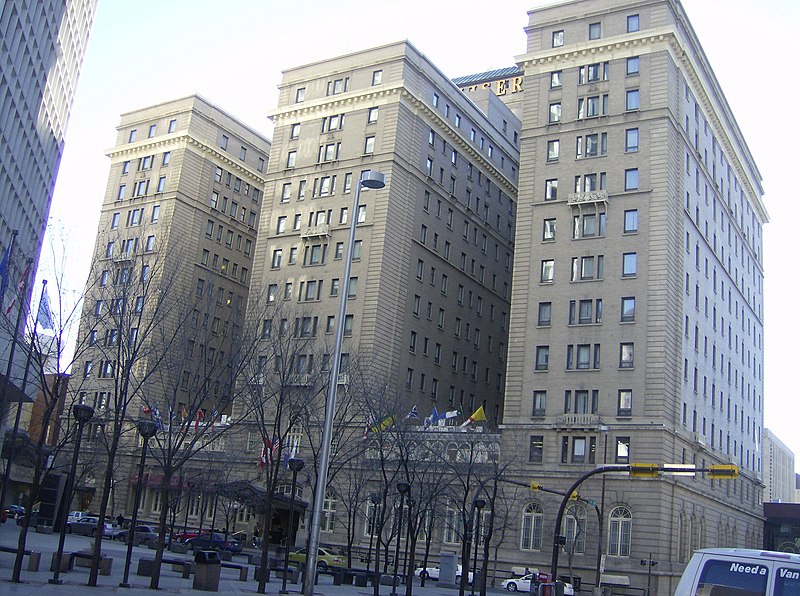 File:Fairmont Palliser Hotel 1.jpg