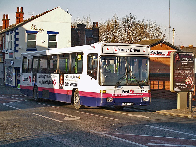 File:First Manchester Volvo B10B Alexander Strider learner bus.jpg