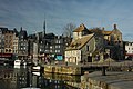 Der Hafen von Honfleur, in dem Japetus und Silas mit dem Schiff entführt werden.